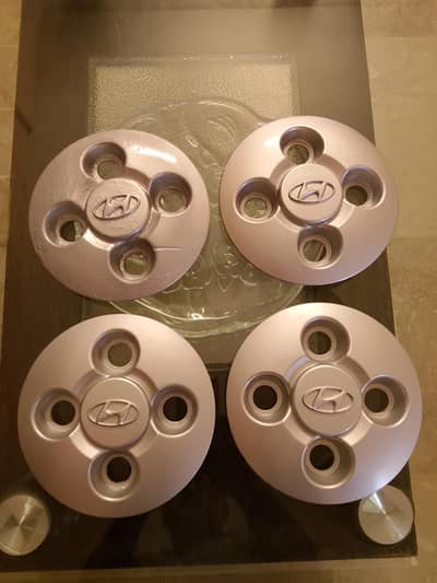 Santro Geniune wheel caps