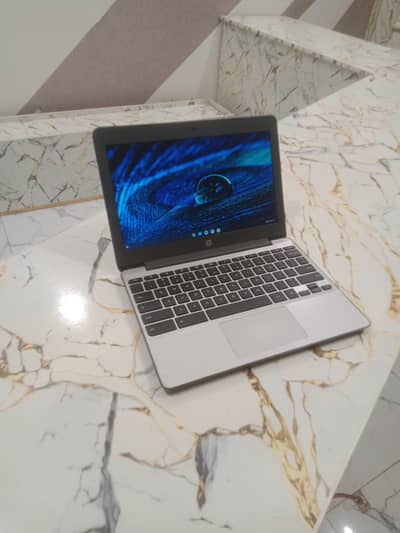 HP Chromebook 2 GB RAM 16 GB SSD