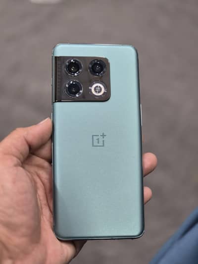 One plus 10 pro 12/256Gb PTA Approved