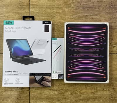 IPAD PRO 11 INCH M2 (4TH GEN) WITH CSR MAGNETIC KEYBOARD & PENSIL