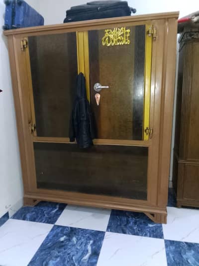 iron almari for sale with heavy iron like new