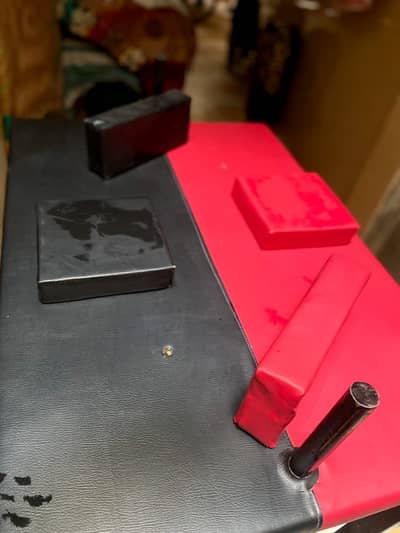 Arm wrestling table 10/9 condition