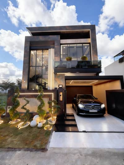 Hot Deal! 5 Marla Beautiful Bungalow in DHA 5