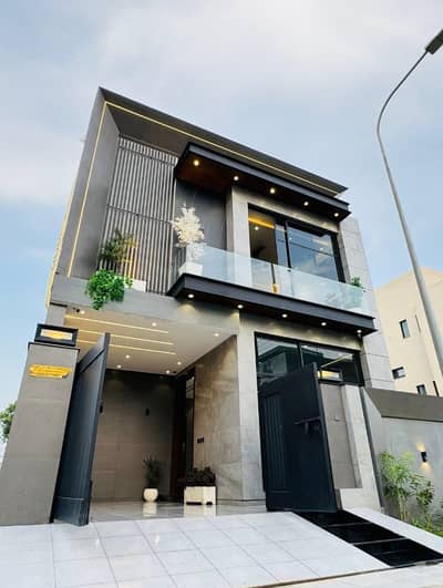 5 MARLA OUTCLASS LUXURY BUNGALOW AVAILABLE FOR RENT IN DHA PHASE 9