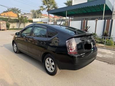 Toyota Prius 1.5 Model 2011