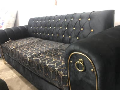 Luxury Royal Black Velvet 3-Seater sofa