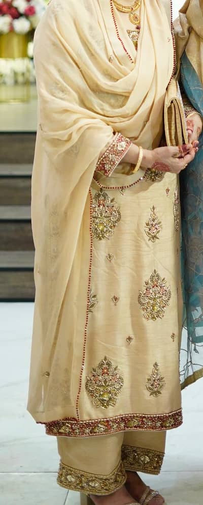 Elegant Skin-Colored Suit – 1 Set – Premium Quality