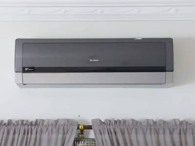 Gree 1.5 Ton Fairy Inverter AC - Silver Edition - Heat & Cool - 10/10