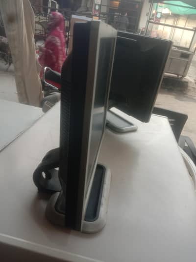 HP LCDs 17inch HD display full graphics, condition 10/10