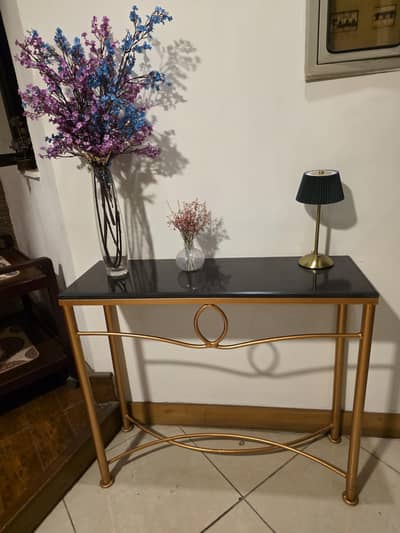Table Console