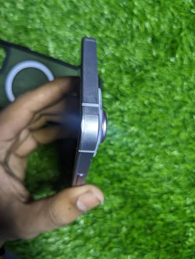 Apple iPhone 14 – Excellent Condition