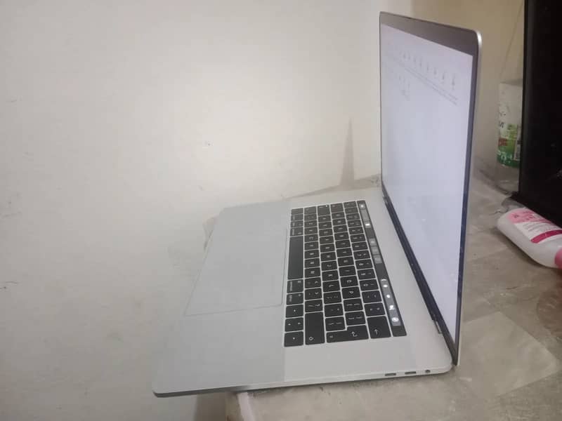 MAcbook Pro 2016. 7