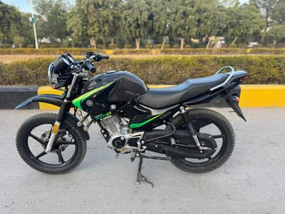 Yamaha 125 YBR G  2025/26 model new shape urgent sale