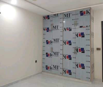 8 MARLA LOWER PORTION AVAILABLE FOR RENT