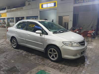 Honda city very good condition car.