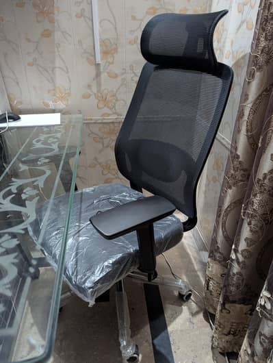 Comfortable Chairs - Excellent Condition (NEW)