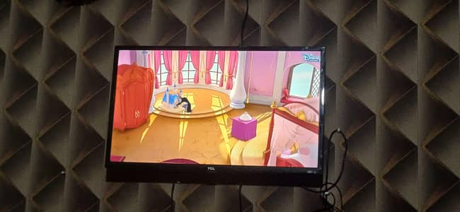 tcl lcd condition 10/10