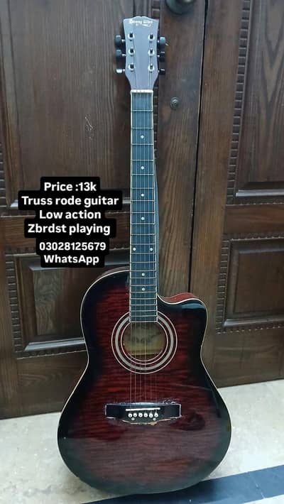 Guitars Semi ( see all photos)