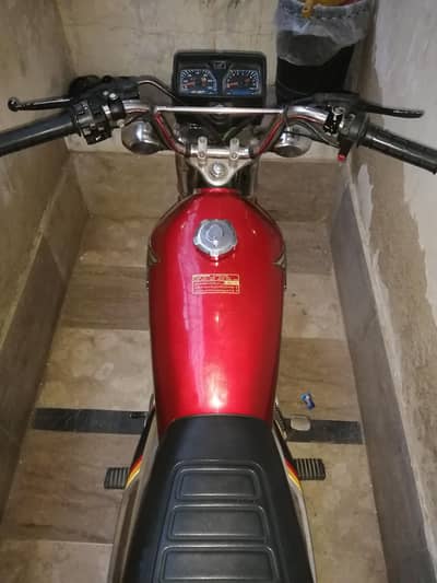 Honda CG125 Special Edition 2022 Karachi registration.