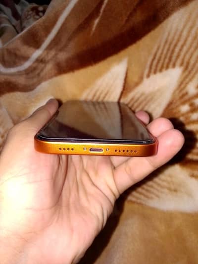 Iphone Xr converted into 17 pro