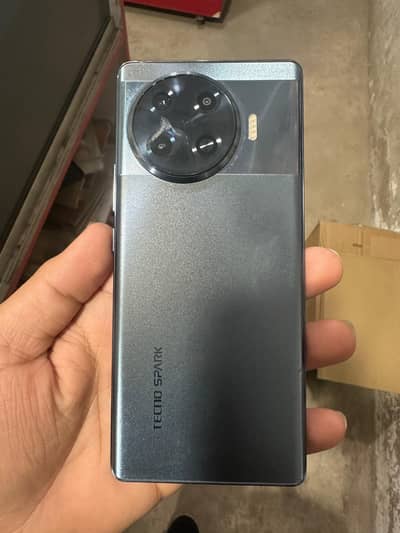 Tecno spark 20 pro plus full box 10/10 condition edge display fingernt