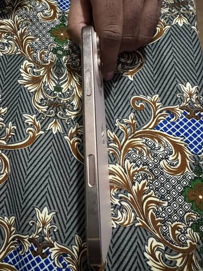 I phone 16 pro max 256 GB 99 % battery health