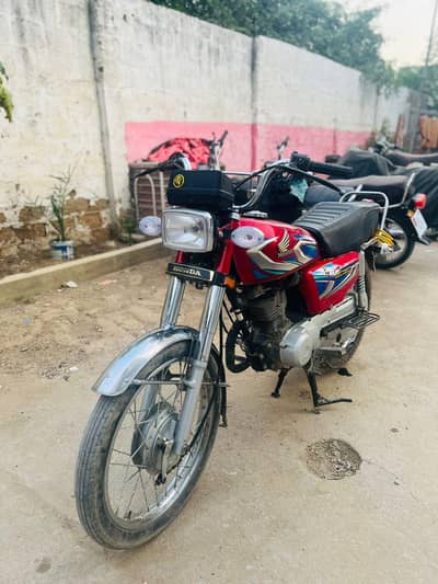 Honda cg 125 2022 model