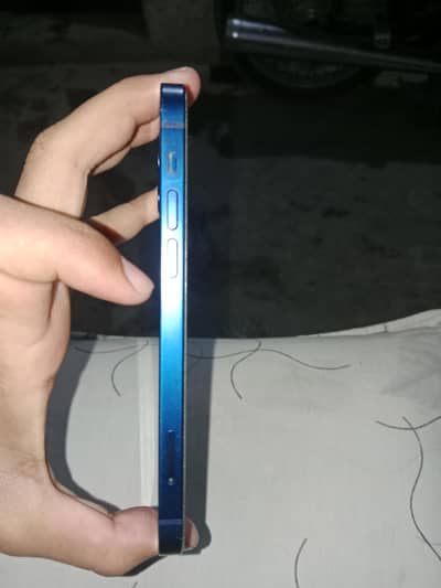 iPhone 12 jv battery health 81       64GB water pack