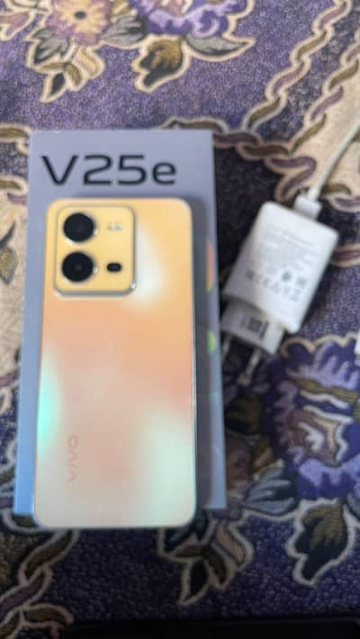 VIVO V25E