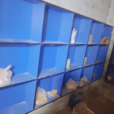 دکان کے ریکس صاف ستھرے دو عدد لمبائی اٹھ فٹ چوڑائی چار۔ 559 6565  0305