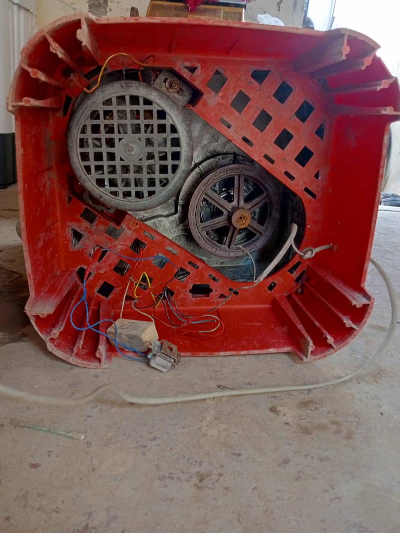 MiNi WASHiNG MACHiNE 7