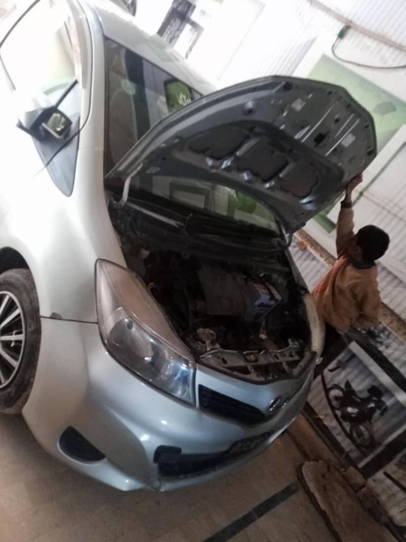 Vitz Car Automatic 4