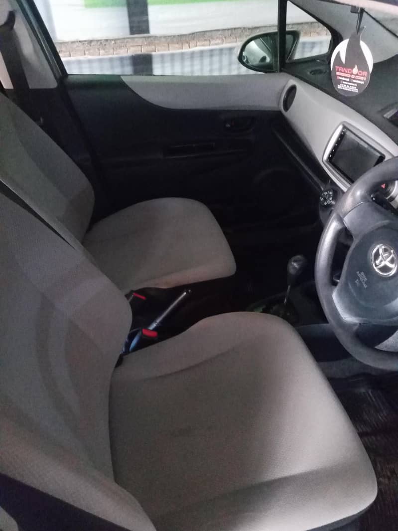 Vitz Car Automatic 12