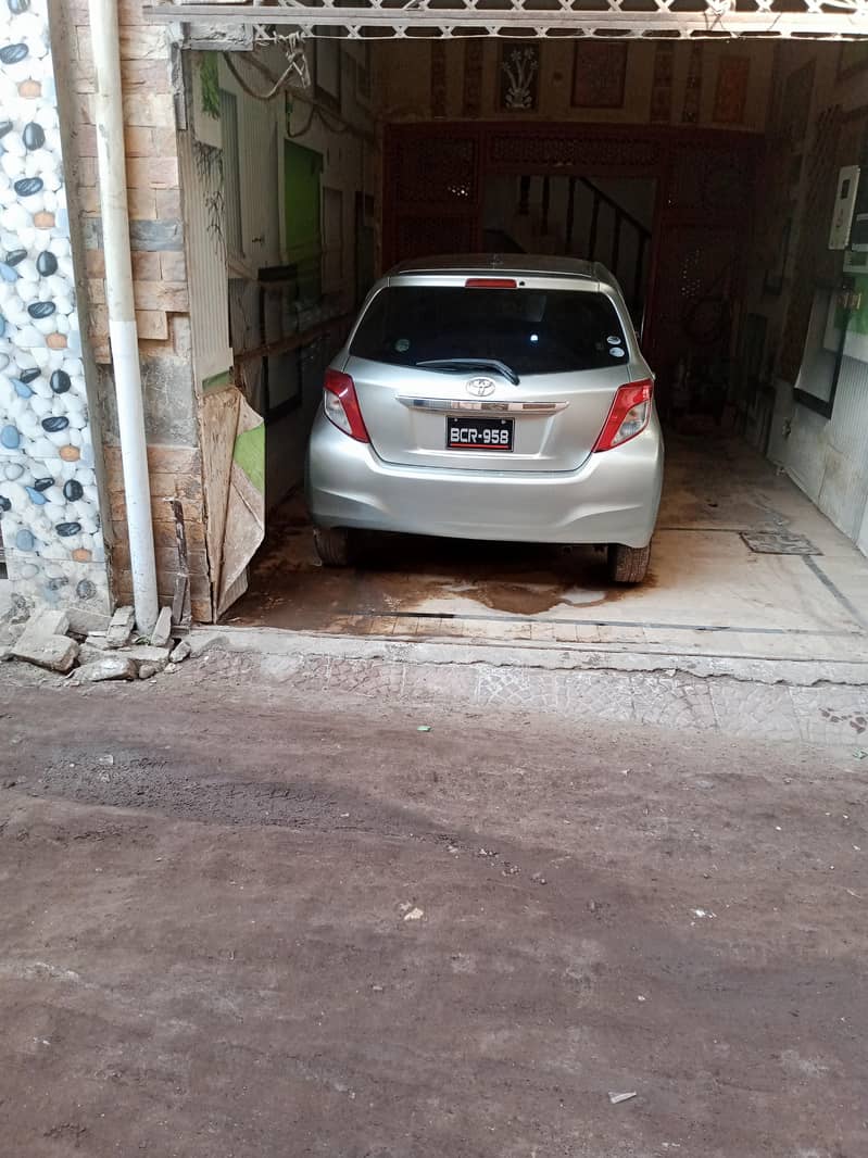 Vitz Car Automatic 18