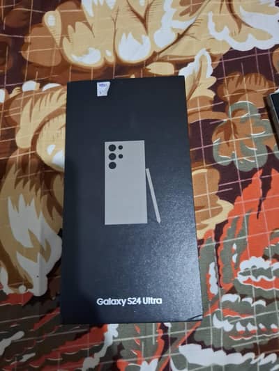 S 24 ultra only box open