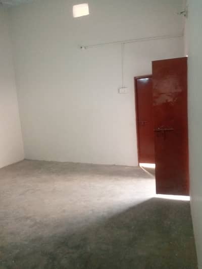 House For Rent 2 n d Floor Precast 5c/4 No load Shadind