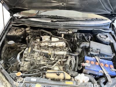 Corrola genuine 2D 2004 model