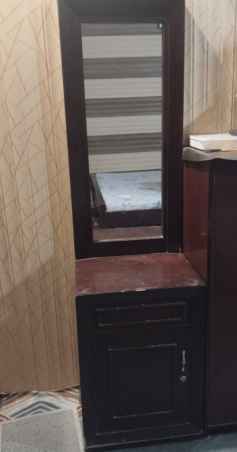 Dressing Table 1