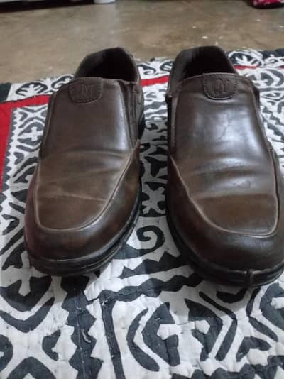 ndure branded shoes (new shoes are 5000)