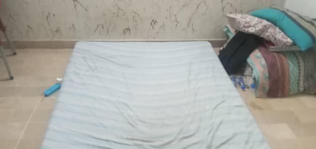 Metress double bed ka