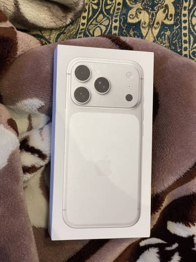 Iphone 17Pro Silver 256gb Physical + ESIM Box Pack