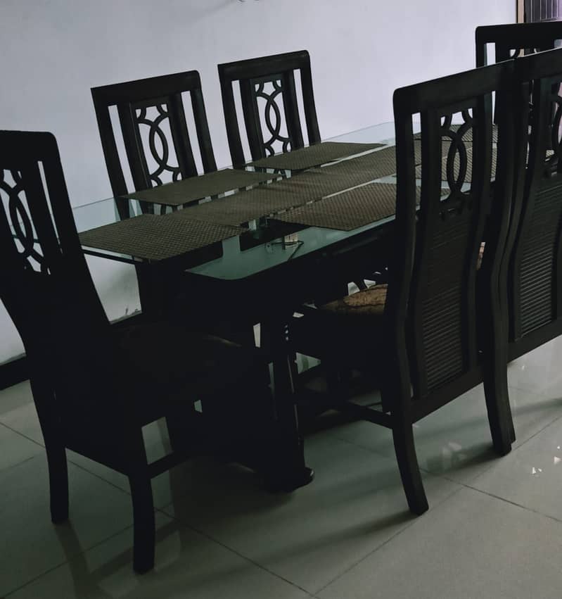 Dining table for 6 3