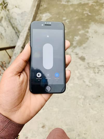 iphone se3rd generation brend new 10/10 condition