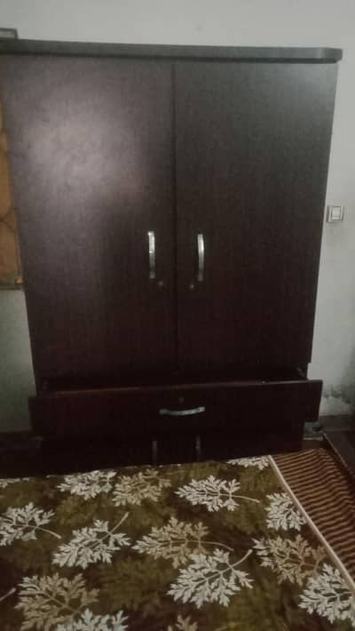 Almari 6 Fit Brown Colour