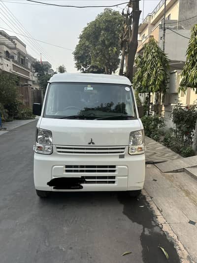 Mitsubishi Minicab 2018