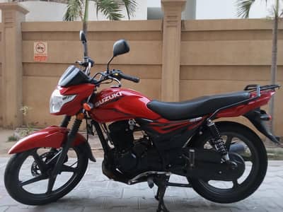 Suzuki GR 150 model 2022 outclass condition