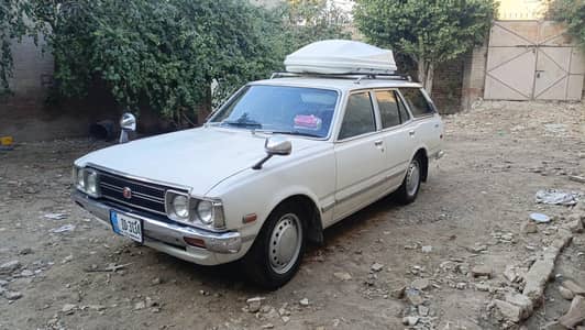 Toyota Corona Station Wagon RT 118