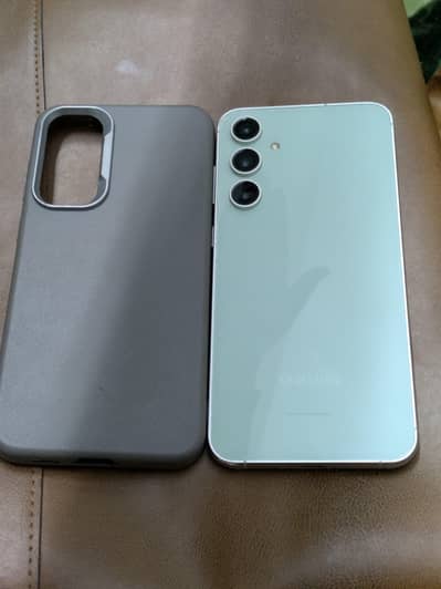 Samsung Galaxy s23 FE | 4 months e sim time available | Non PTA