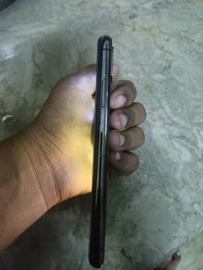 IPHONE X NON PTA 64GB EXCHANGE POSSIBLE