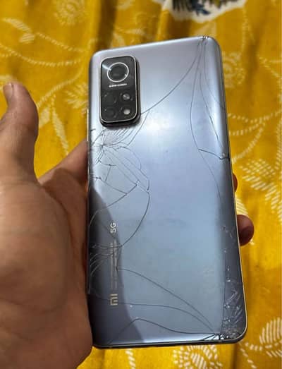 mi 10t. . 8/128GB.  90fps  in pubg mobile. . gaming beast . . 144 Hz display